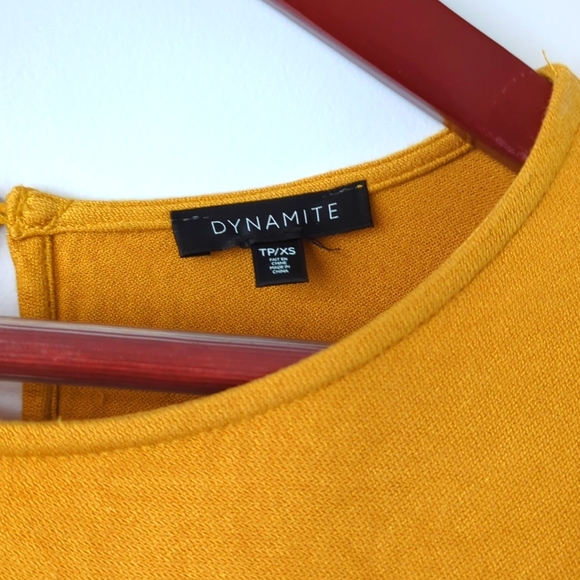 Dynamite mustard blouse XS - Picture 2 of 6